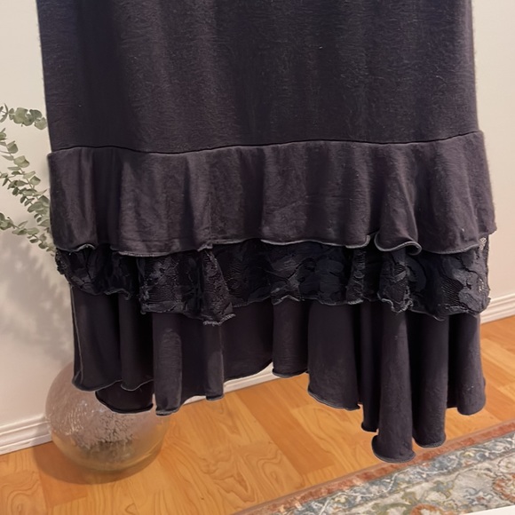 Super soft and chic little summer dress. - Picture 3 of 6